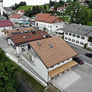  Apartment Sonniges Dg Nähe Bahnhof In