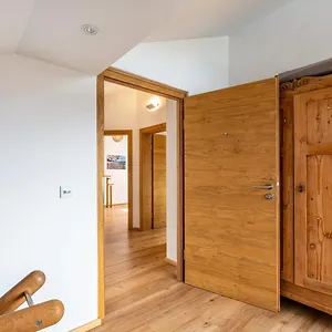  Apartment Am